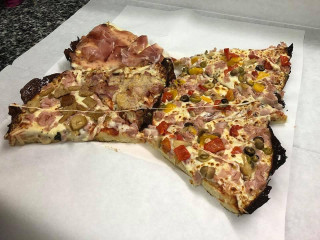 Pizza Al Trancio Da Robi