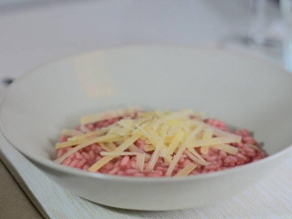Momi Supper Club