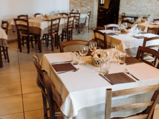 Osteria Del Frate Dalla Manica Larga