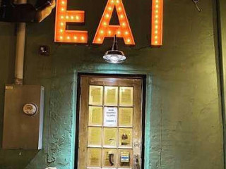 Di Peri Carni Food