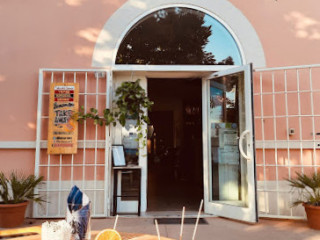 Bronson Café E Cucina