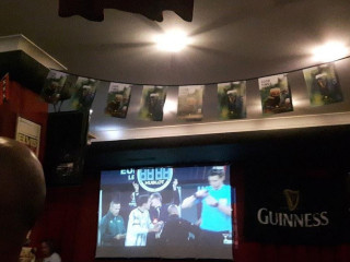 Central Pub