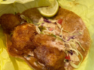 اندريا مريوطية سهرة عشاء