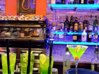 Iguana Café