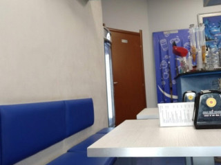 Gelateria Blue Moon